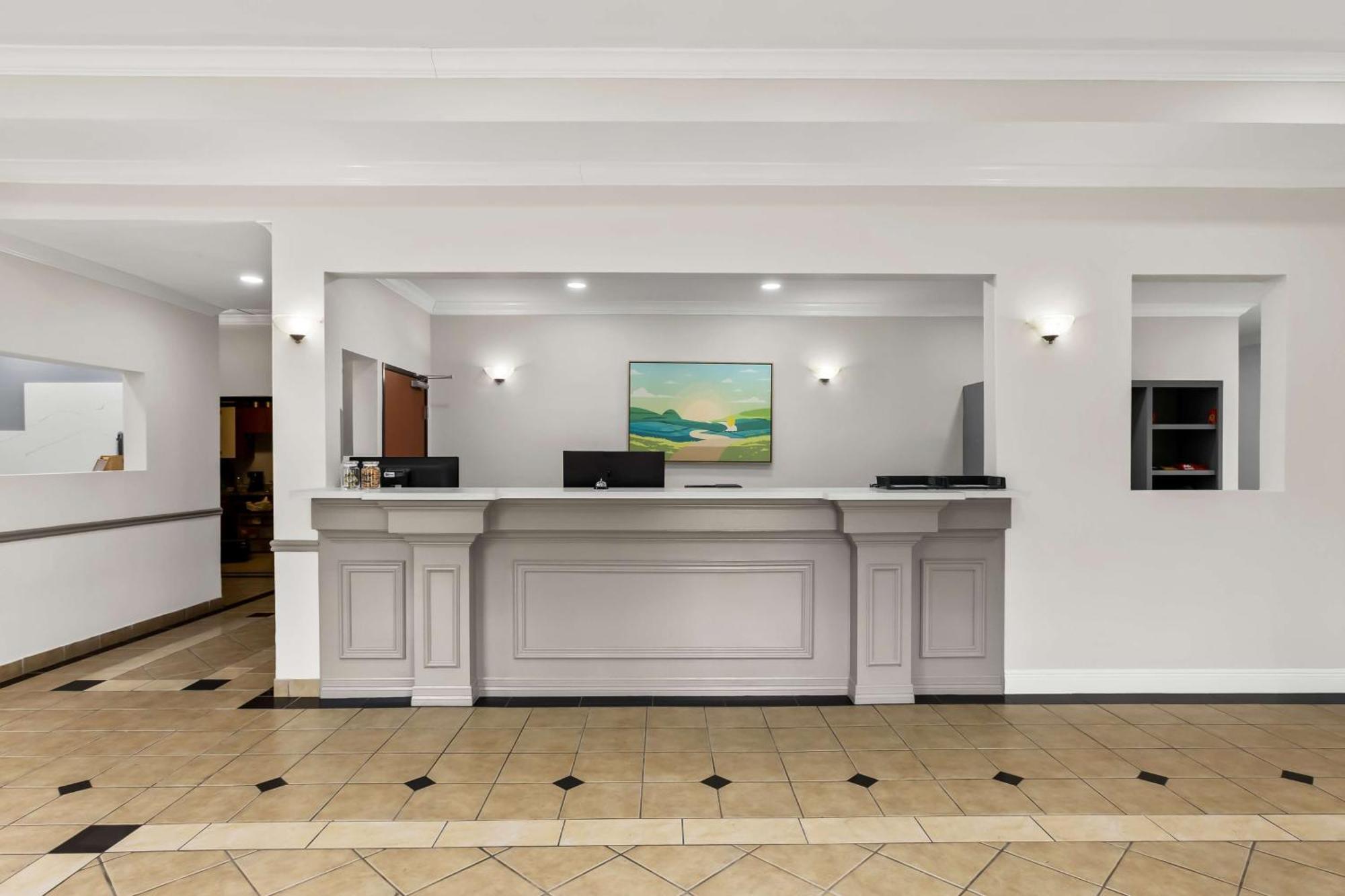 Hotel Sonesta Essential Beaumont Exteriér fotografie